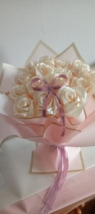 Букеты из лент, из сладостей, денег итд.