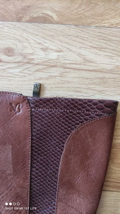 Дамски ботуши на немската фирма CAPRICE естествена кожа н.6.5 /40