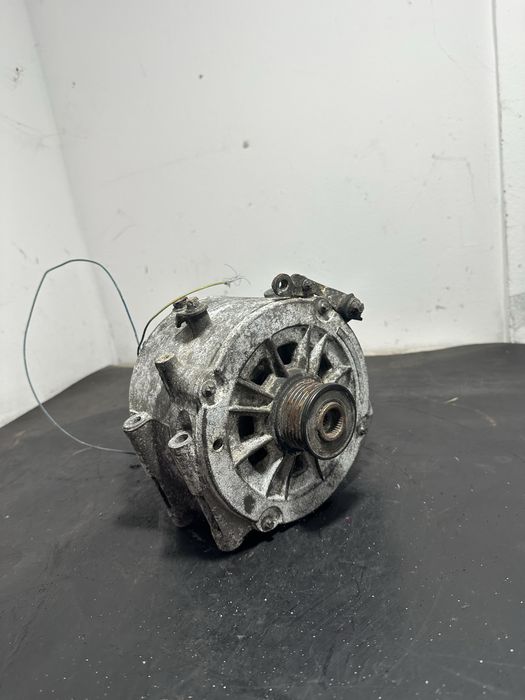 Alternator Mercedes ML 270cdi 2.7 cdi A0001501750 E-Class W210 E220