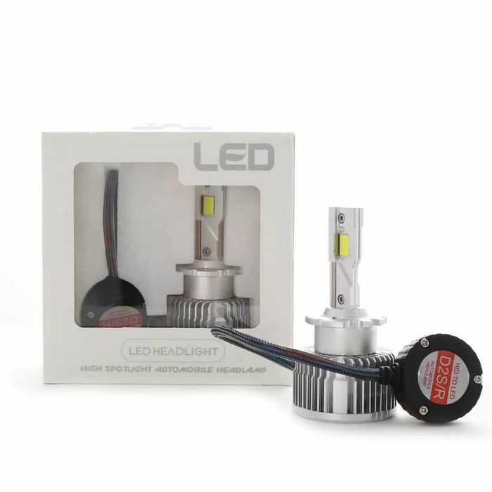 LED крушки за фабричен ксенон D2S 12V за директен монтаж