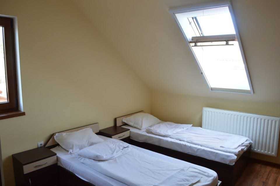 Închiriere Pensiune/Han Exclusiv pe Termen Lung