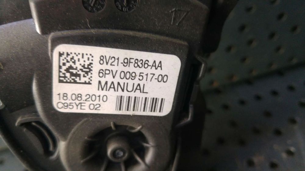 Pedala acceleratie 1.4 tdci ford fiesta 6 cb1 ccn 8v219f836aa 6pv00951700