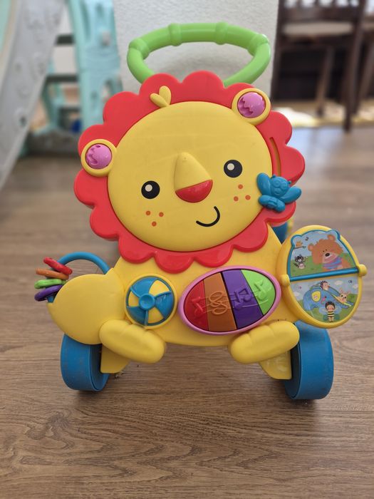 Проходилка лорели,пеещо мече и кубчета с кутийка