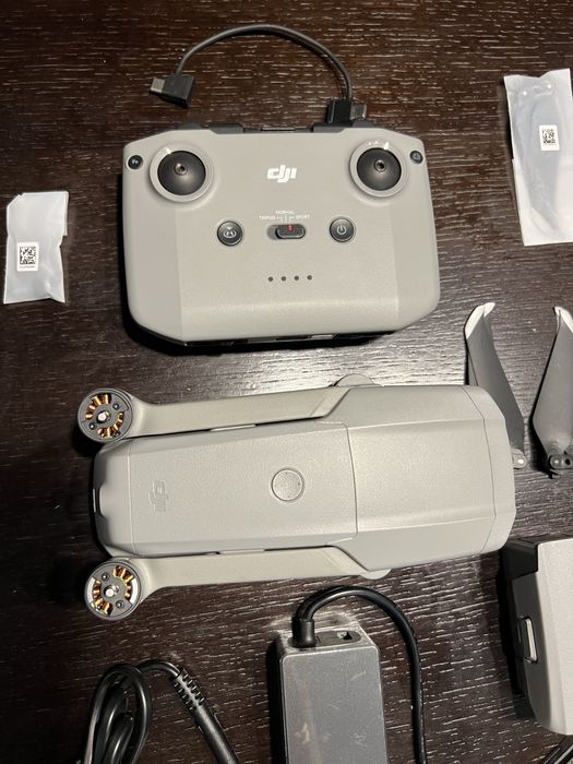 Дрон DJI Mavic Air 2 Fly More Combo