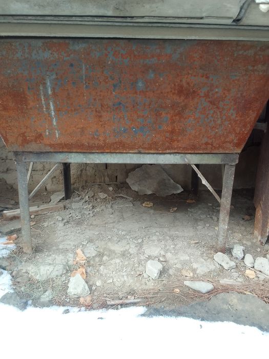 Продается  бадья для двигателей