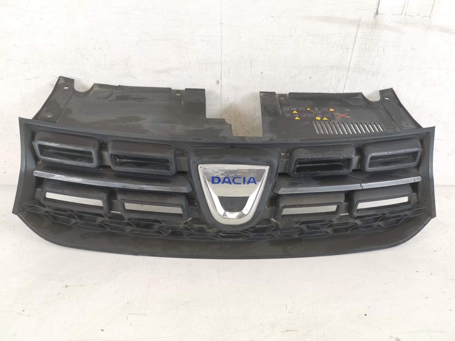 Радиаторна решетка Дачия Логан 2 [фейслифт] [ - ] Оригинална, в добро
