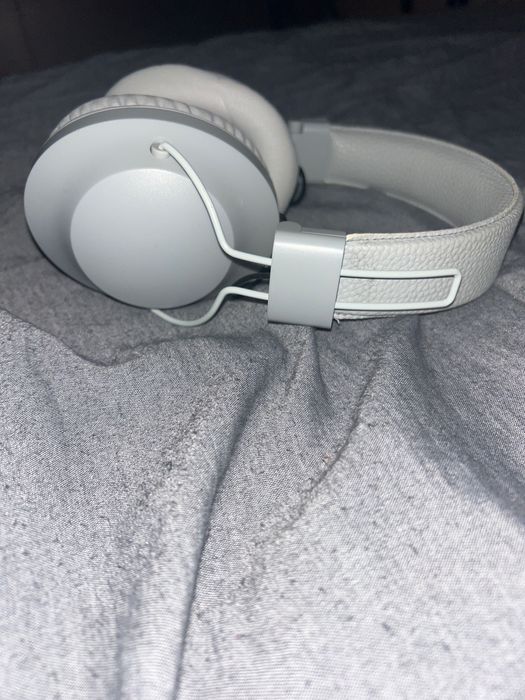 Слушалки!!! Чудесни!!!