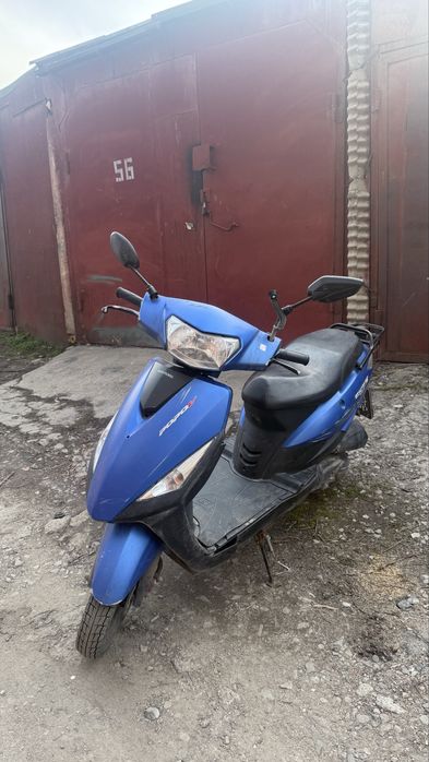 Продам мопед Dayang