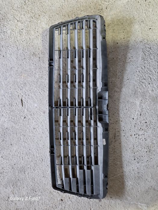 Решетка на mercedes w210