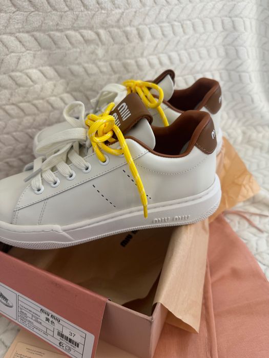 Дамски маратонки нови