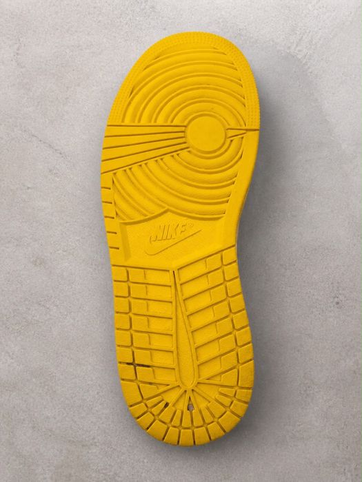 Adidași Air Jordan 1 Mid Galben/Alb – Galben