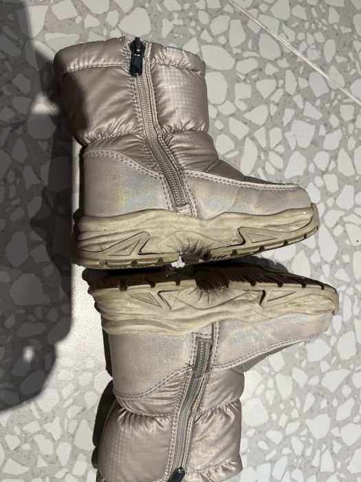 Продам детские сапожки 24 р