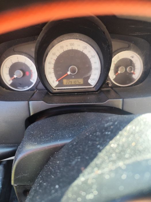 Продавам Киа  ceed