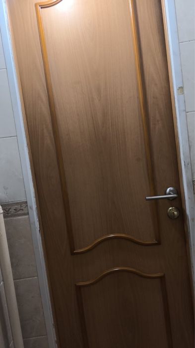 Продам 5 дверей.