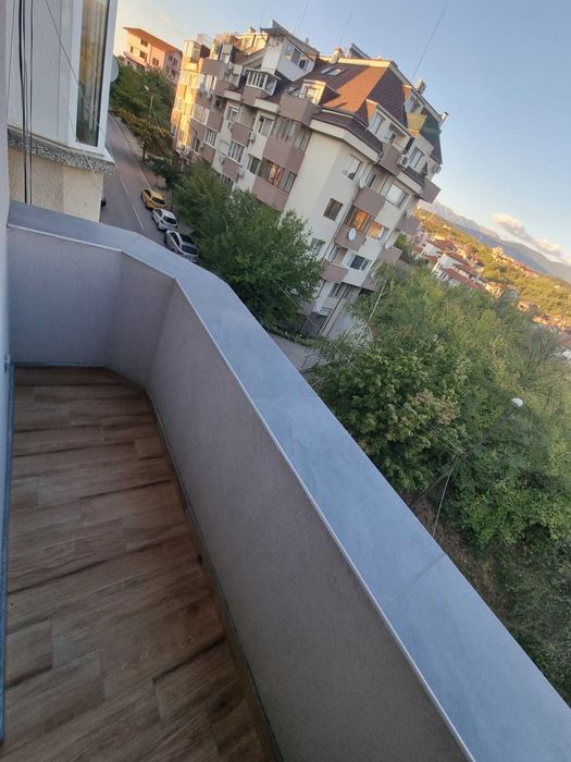 Луксозен апартамент под наем свободен от 31.01.2026