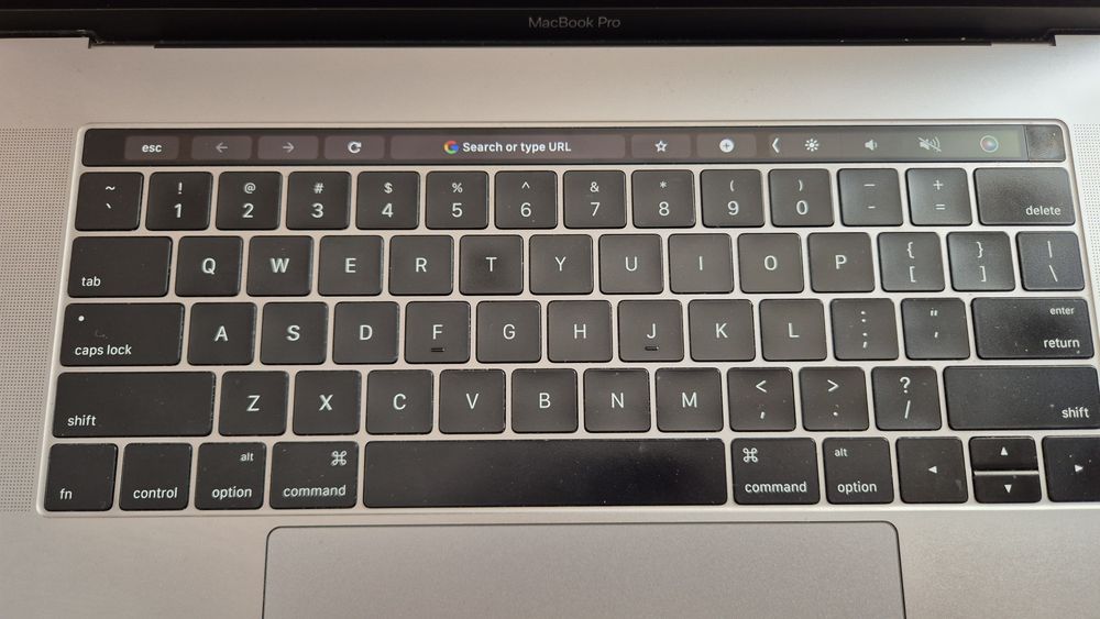 Macbook Pro 2016 15" i7 2.9GHz, 16GB RAM