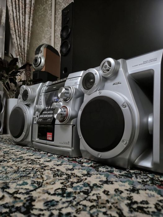 Японский Aiwa   музикални сентр