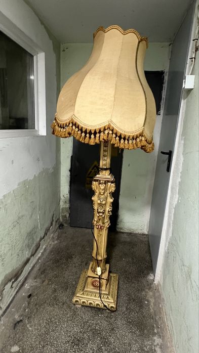 Lampadar vitange