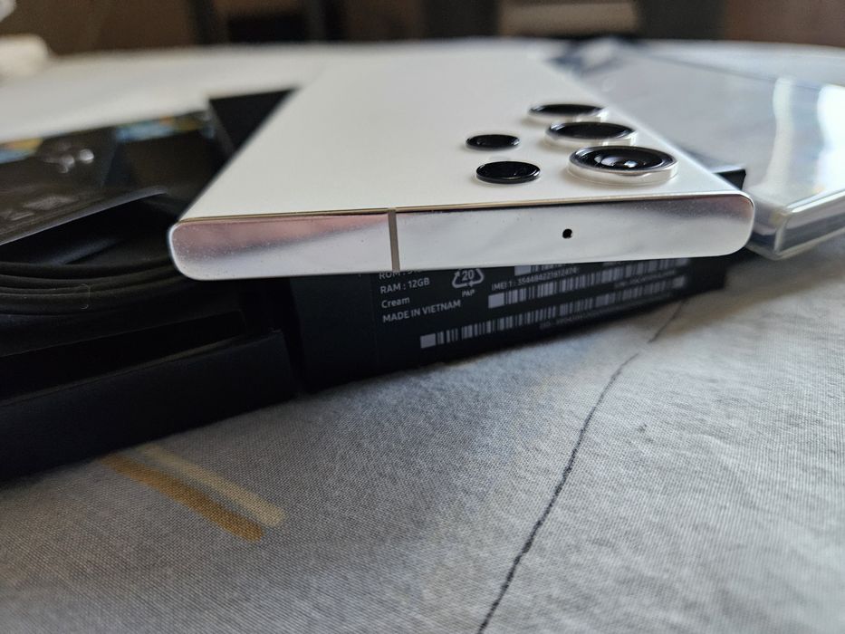 Samsung Galaxy S23 Ultra 12/512 Пълен  Комплект