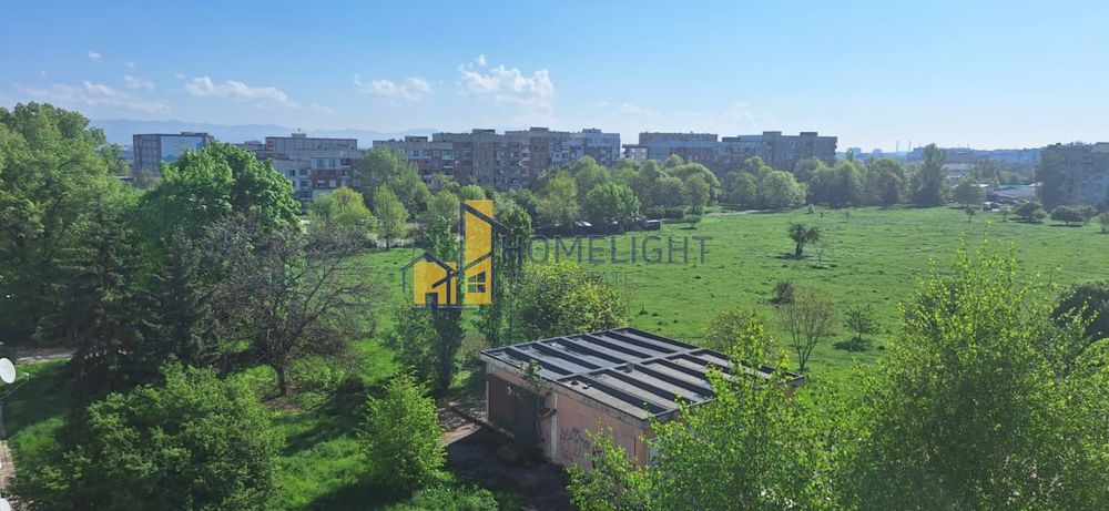 Двустаен апартамент в кв. Люлин 1