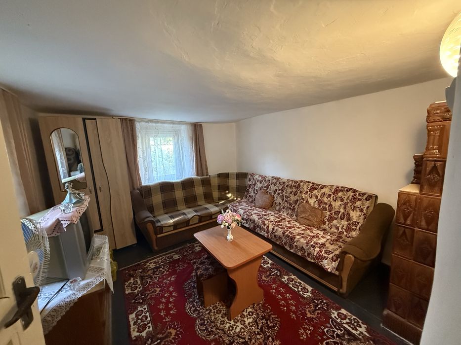 Casa de vânzare din cărămidă