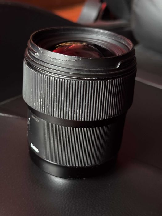 Obiectiv Sigma ART 35mm F1.4 - Canon EF + Adaptor Sony E