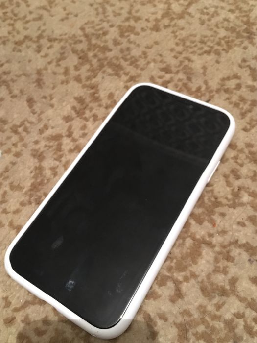 Iphone 11 128/64 5 штук