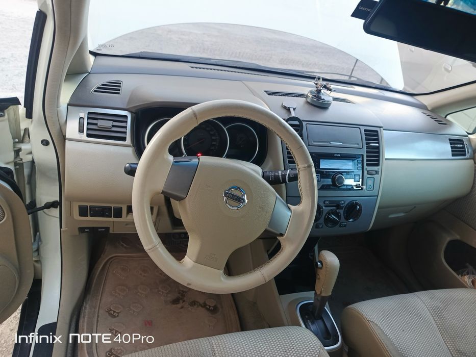 Nissan tiida  сотилади!!! Арендагаям берилади!!!