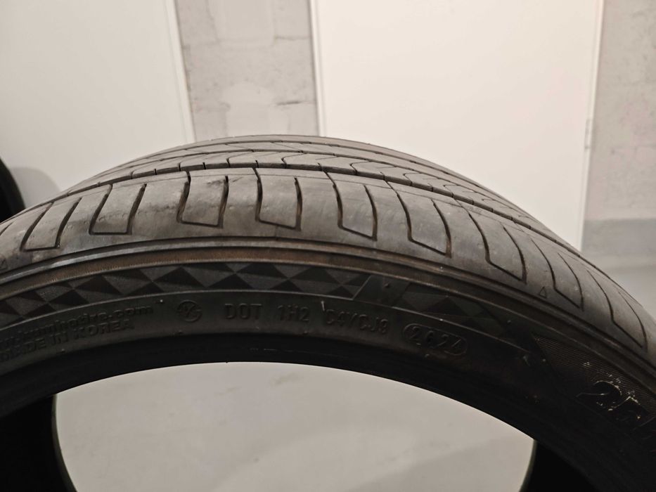 KUMHO 255/35/19 Dot 2024