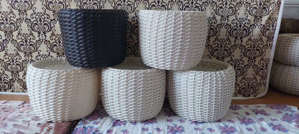 Горшки для цветов