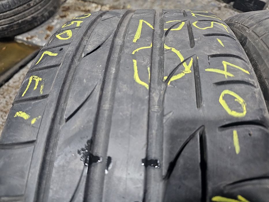 225 40 19 vara bridgestone