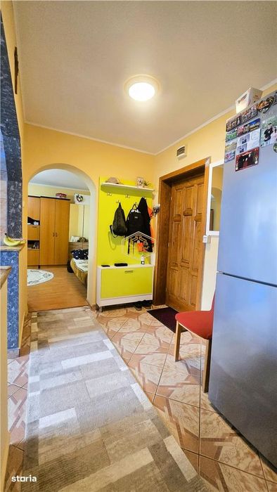 Etaj II | Apartament decomandat cu 2 camere in Livada
