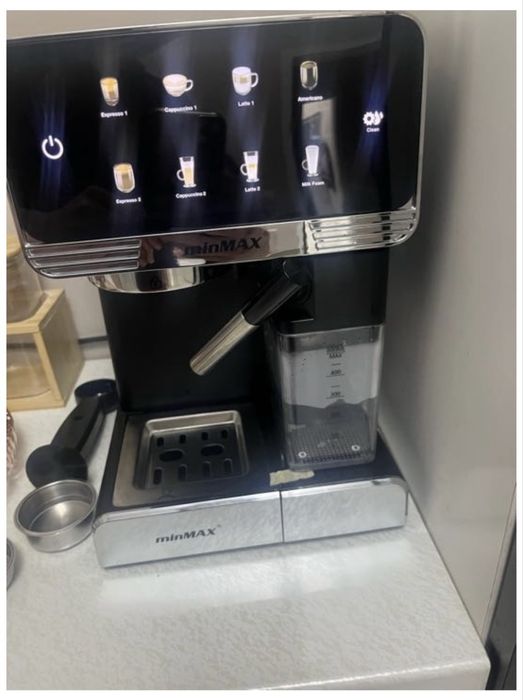 Продаю кофемашину 85к