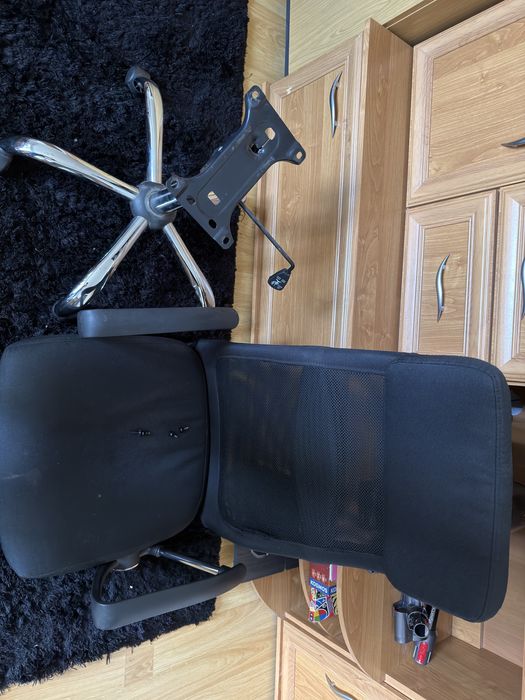 scaun de birou partial defect