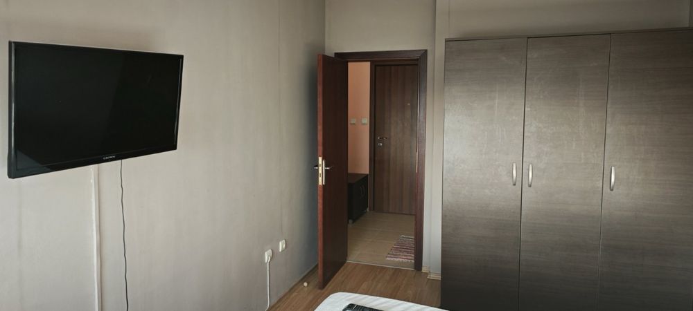 Продавам 2 стаен 72кв Басейн нептуна