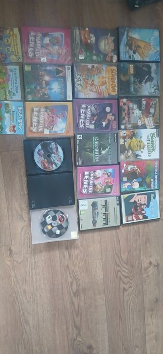 DVD.uri desene animate  si jocuri