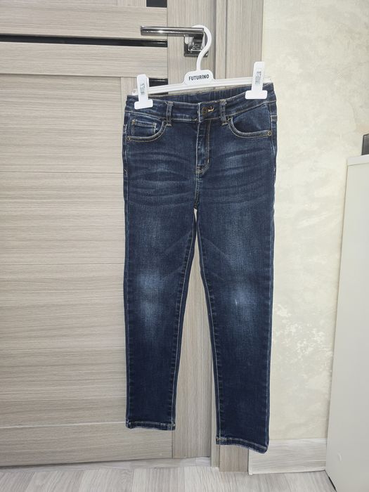 Джинсы ,слаксы на 6-7-8лет