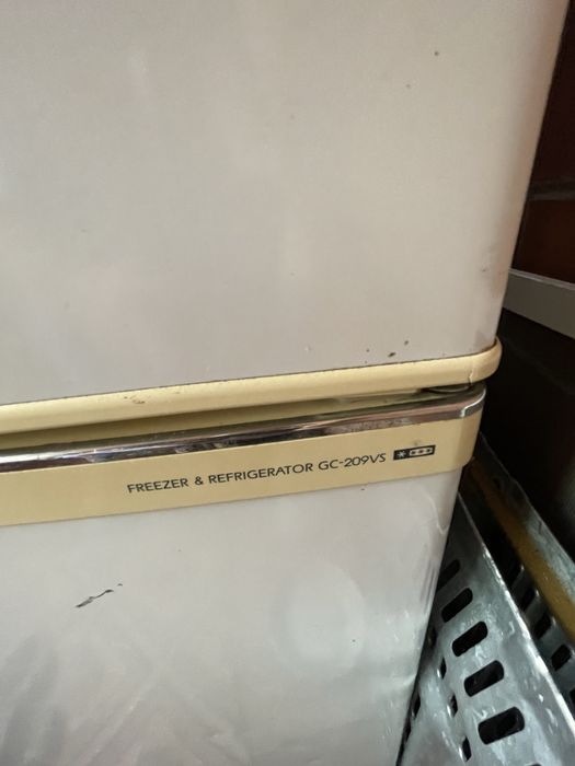 Холодильник тоңазытқыш