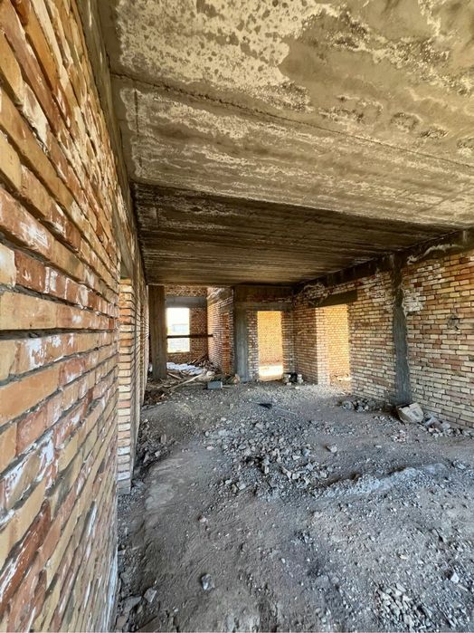 Дом 2 этажный 390м2