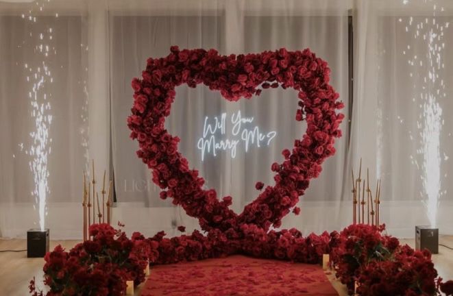 Decor cununie rosu ceremonie luxury decor biserica porumbei fum artifi