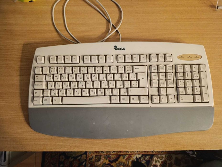 Клавиатура Genius