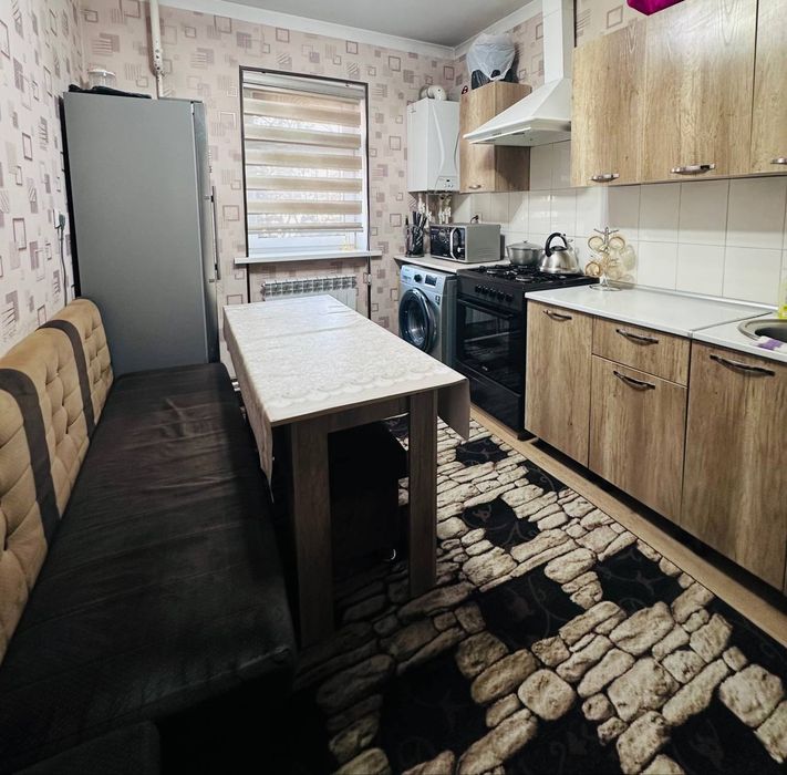 Продаю квартиру 56.4кв 3х комнатный