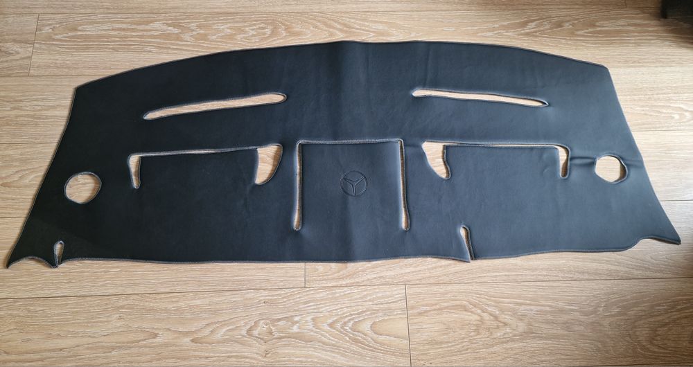 Husă/protecție bord Mercedes Vito