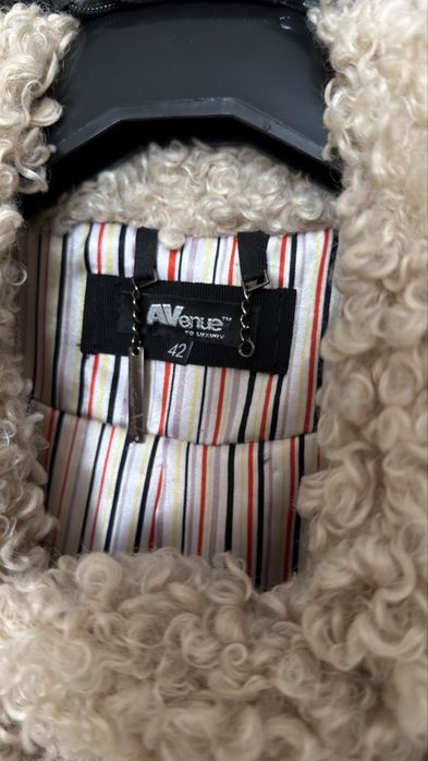 Продам шубу каракуль