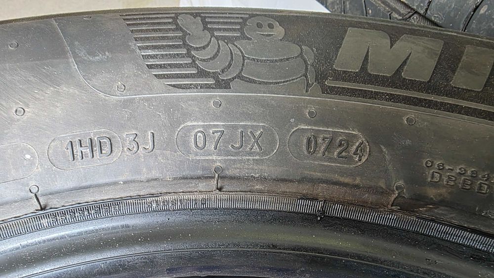 Летни Гуми Michelin e-Primacy XL 235/55R18 104T MO