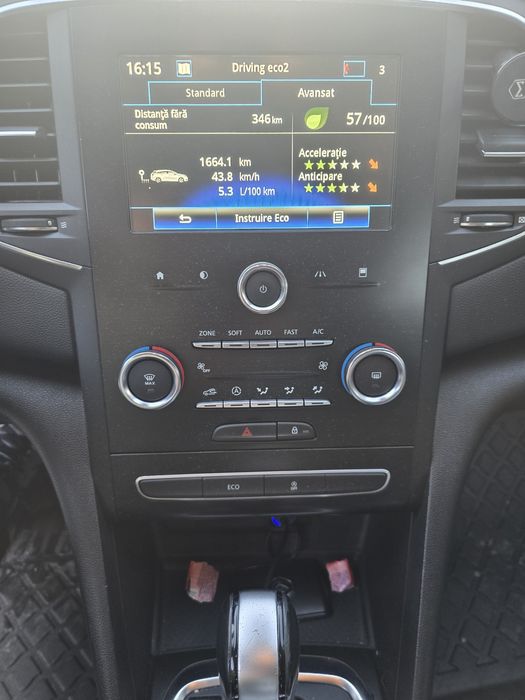 Vând sau schimb Megane 2018