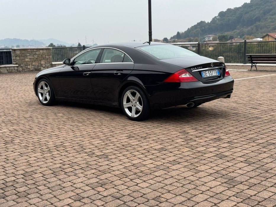 Mercedes benz cls 320