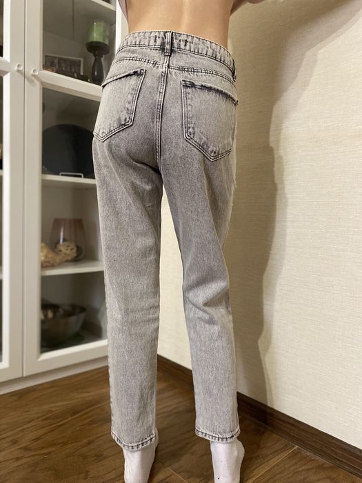 Джинсы для девочки 11-12 л.