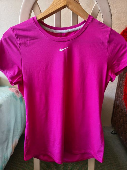 Продавам маркови фланелки