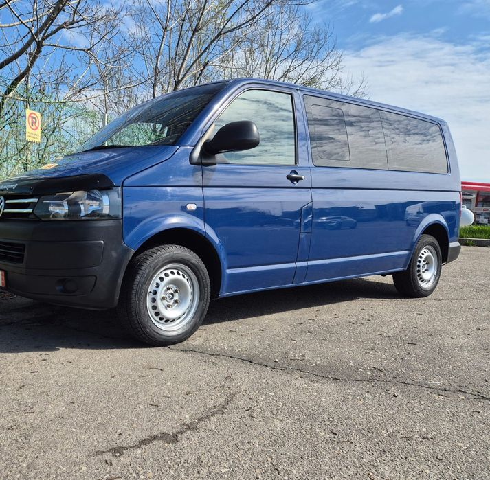 T 5  Caravelle  2014  9 Locuri ,Lung adus recent